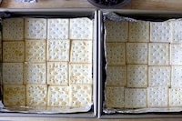 Cracker Ice Cream Sandwiches Image 4