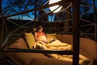 Hanging Geodesic Seats Image 2