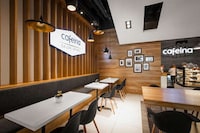 Cabin-Inspired Cafes Image 2