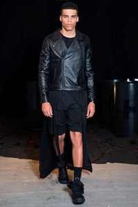 Edgy Clubwear Runways Image 8