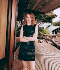 Sweater-Clad Celebrity Photoshoots Image 2