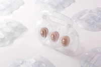 Crystal Clear Egg Containers Image 3
