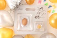 Crystal Clear Egg Containers Image 5