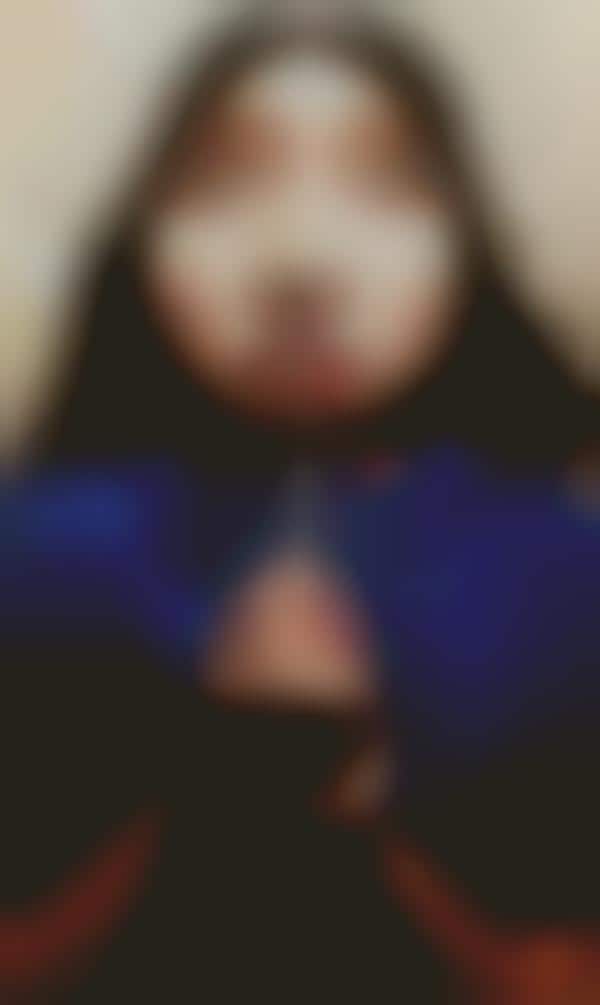Lonely Girlhood Portraits