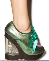 Ballerina Shoe Dioramas Image 6