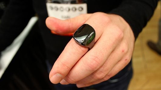 Sleep-Monitoring Jewelry