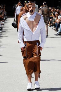 Eerie Distorted Menswear Image 7