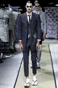 Eerie Geisha Menswear Image 4