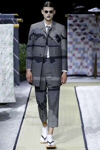 Eerie Geisha Menswear Image 6