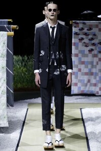 Eerie Geisha Menswear Image 8