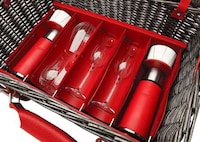 Luxurious Picnic Baskets Image 6