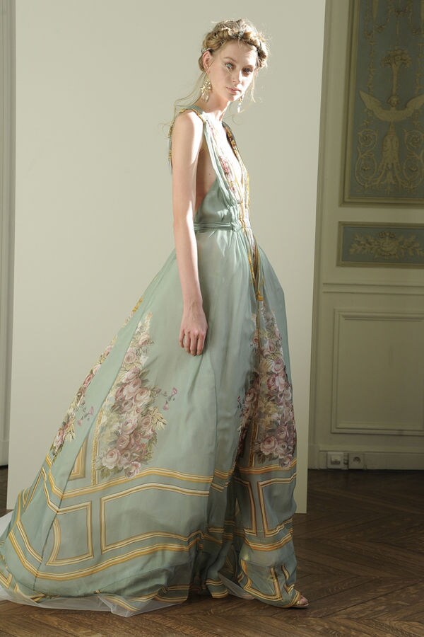 30 Regal Fashion Collections