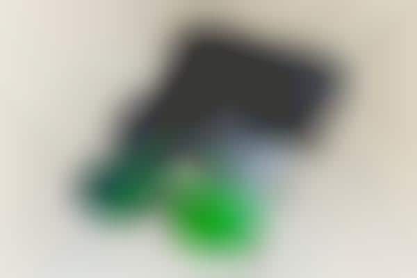 Single-Lens Sunglasses