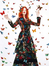 Costumed Wonderland Editorials Image 6