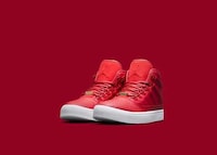 Lifestyle Basketball Sneakers Image 8