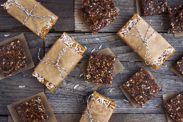 30 Energy-Enhancing Snacks