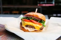 Fast Casual Burger Joints Image 4