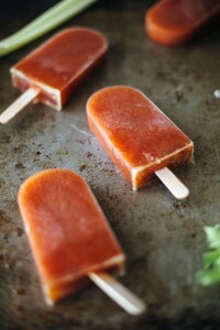 Adult-Appropriate Ice Pops Image 3