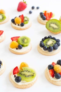 Fruity Cookie Pizzas Image 4