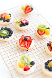 Fruity Cookie Pizzas Image 6