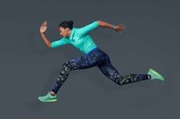 Movement-Encouraging Workout Wear Image 3