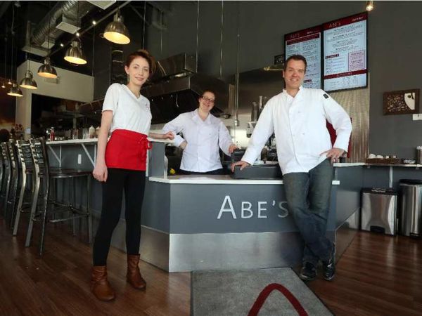 10 Innovative Burger Dining Concepts