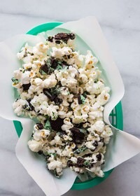 Minty Cookie-Covered Popcorn Image 3