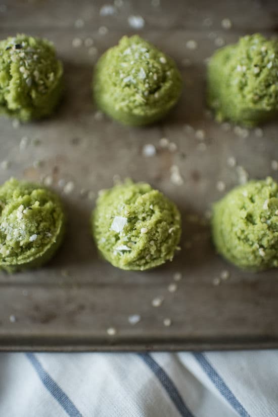 Raw Matcha Macaroons