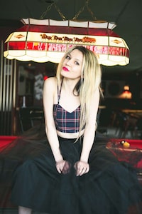 Playful Vintage-Inspired Fashion Image 8
