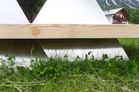 Mountain-Mimicking Benches Image 5