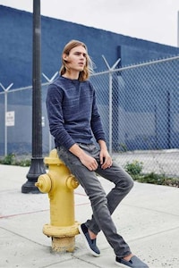 Relaxed Surfer Catalogs Image 3