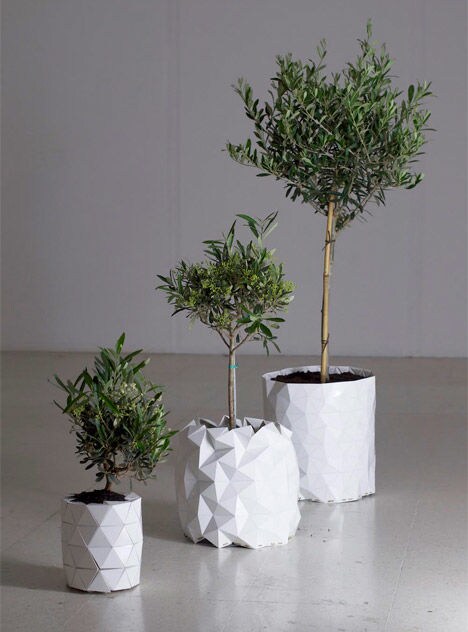 Extendable Plant Holders