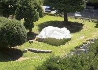 Undulating Carbon Pavilions Image 4