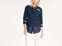 Football-Inspired Fashions Image 5
