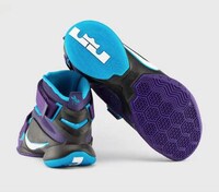 Sporty Team Sneakers Image 2