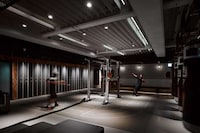 Monochromatic Boxing Centers Image 3