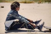 30s-Inspired Streetwear Image 3