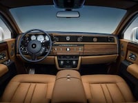 Luxurious Nautical Autos Image 4