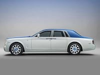 Luxurious Nautical Autos Image 5