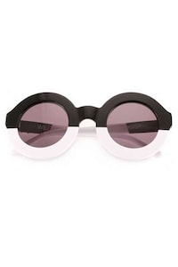 60s Icon-Inspired Eyewear Image 3
