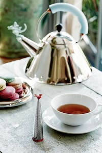 Iconic Anniversary Kettles Image 5