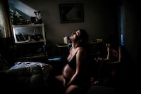 Poignant Pregnancy Photography Image 7