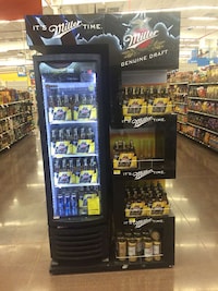 Zig-Zag Beer Displays Image 4