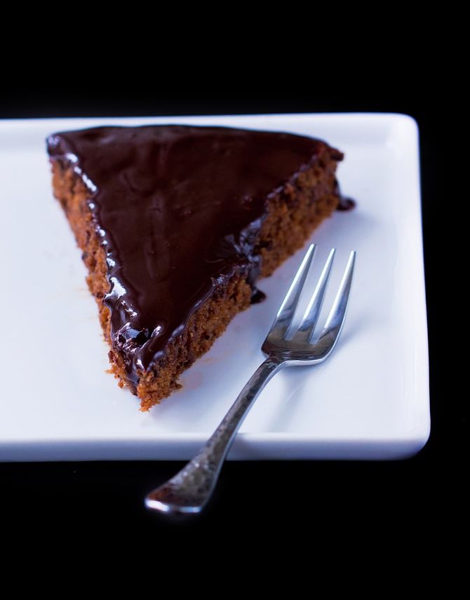Decadent Sugar-Free Cakes