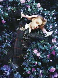 Floral Painting Editorials Image 3