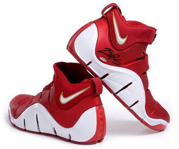 44 Wow-Inducing Sneakers