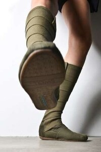 Socially Conscious Footware Fashion Image 5