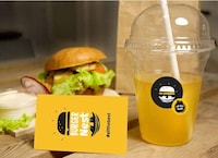 Fast Organic Burger Chains Image 5