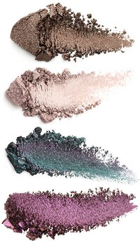 Cinema-Inspired Makeup Palettes Image 3
