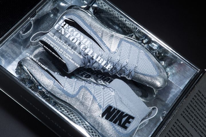 Platinum Footwear Invitations